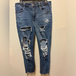American Eagle Distressed Super Hi Rise Jegging Size 12